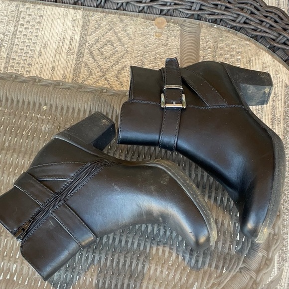 Ladies dress boots - Picture 3 of 4